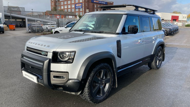 Land Rover Defender 3.0 D300 X-Dynamic HSE 110 5dr Auto Diesel Estate